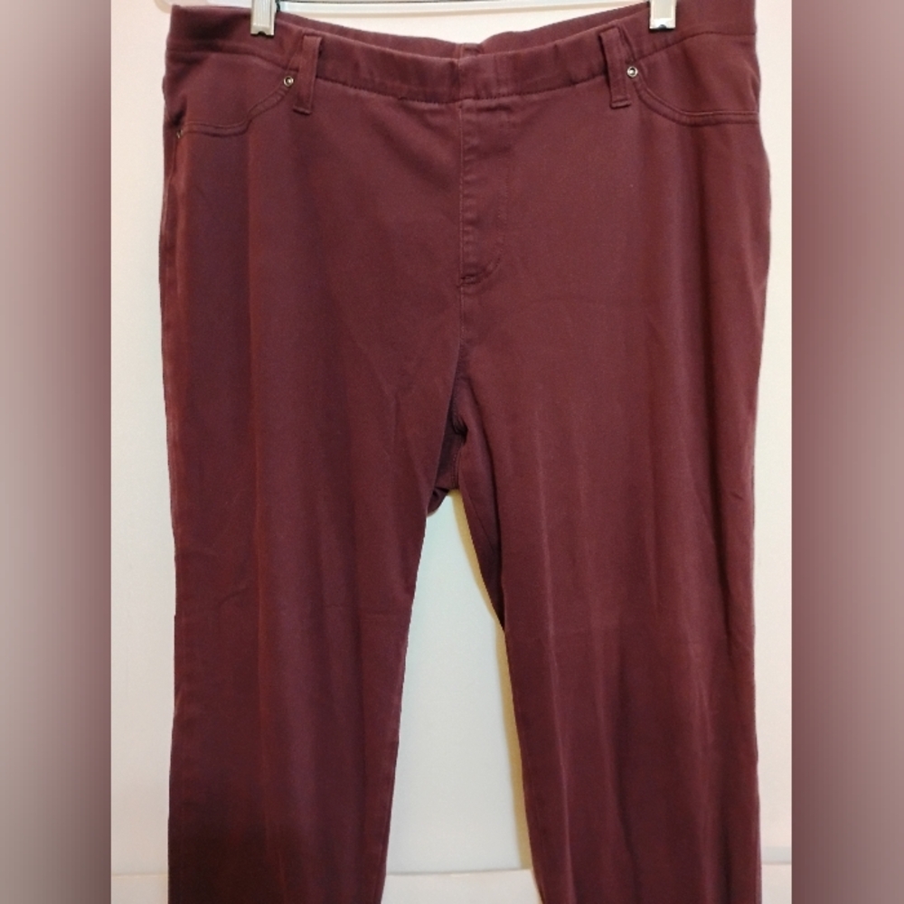 Stylish Burgundy PULL-ON Pants TIME AND TRUE XL/XG (16/18) STRETCHY Cotton-Poly - Picture 5 of 8